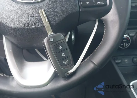 2021 Hyundai Venue Sel from USA, damaged, VIN KMHRC8A34MU103809